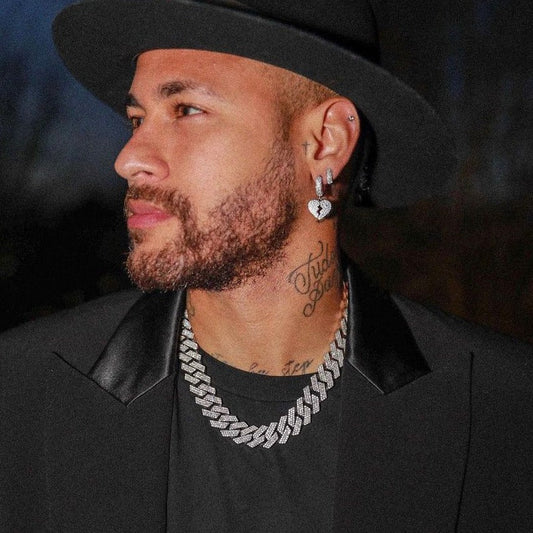 EARRING HEART PARTIDO TYPE NEYMAR ICED (O PAR) – TS JEWELS