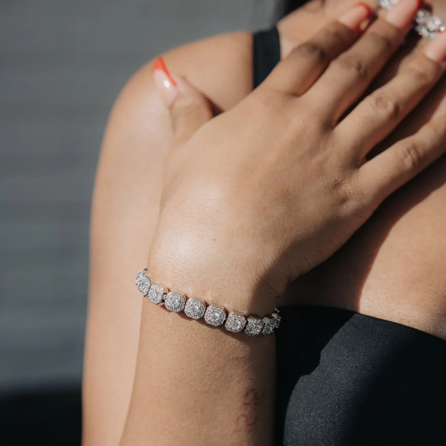 10MM BRACELET CLUSTERED TENNIS – TS JEWELS PREMIUM COLLECTION