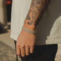 18 cm